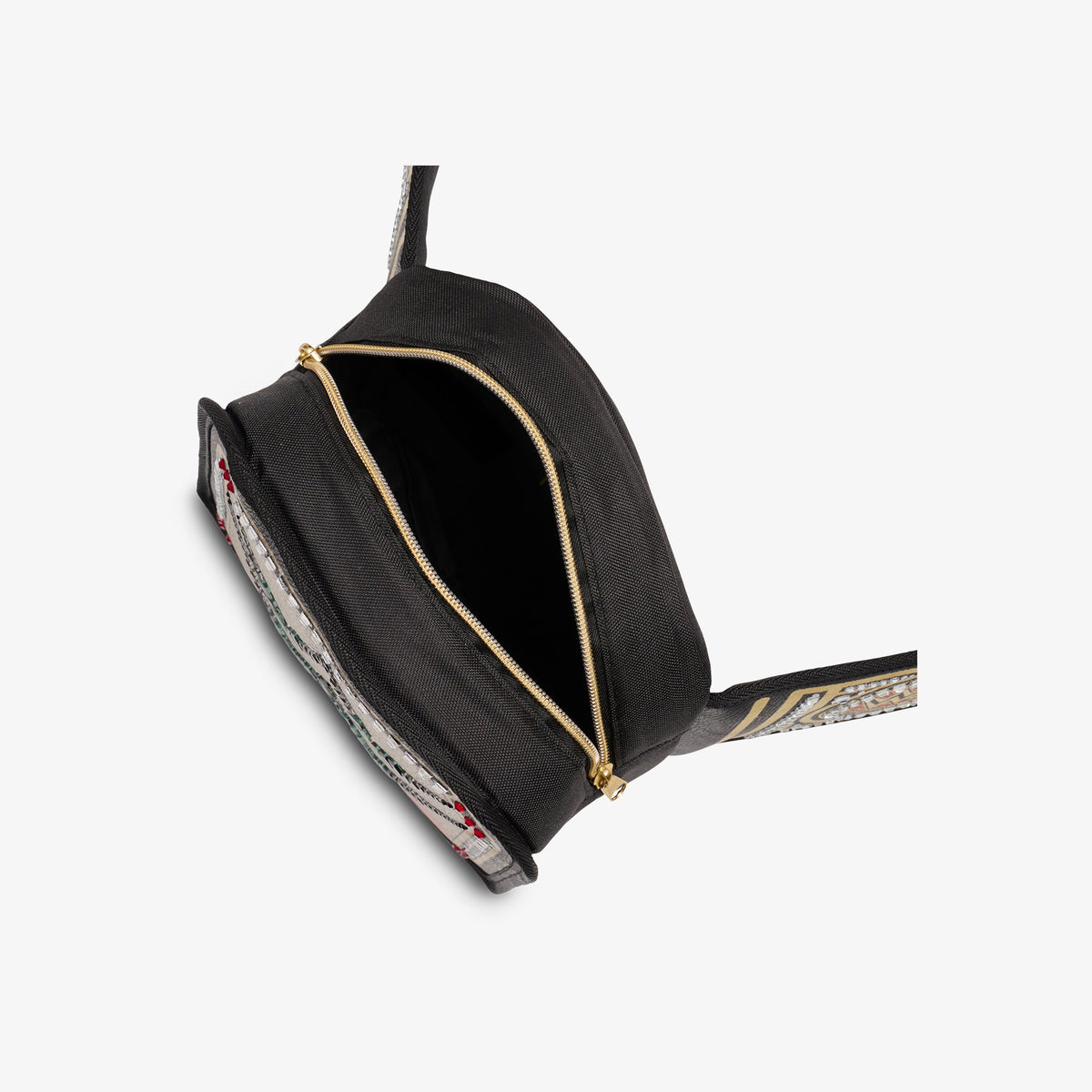 undisputed-wwe-championship-fanny-pack-h9 00027856-O.jpg