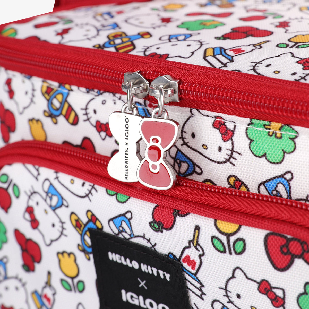 hello-kitty-square-lunch-cooler-bag-d4 00048910-C8.jpg