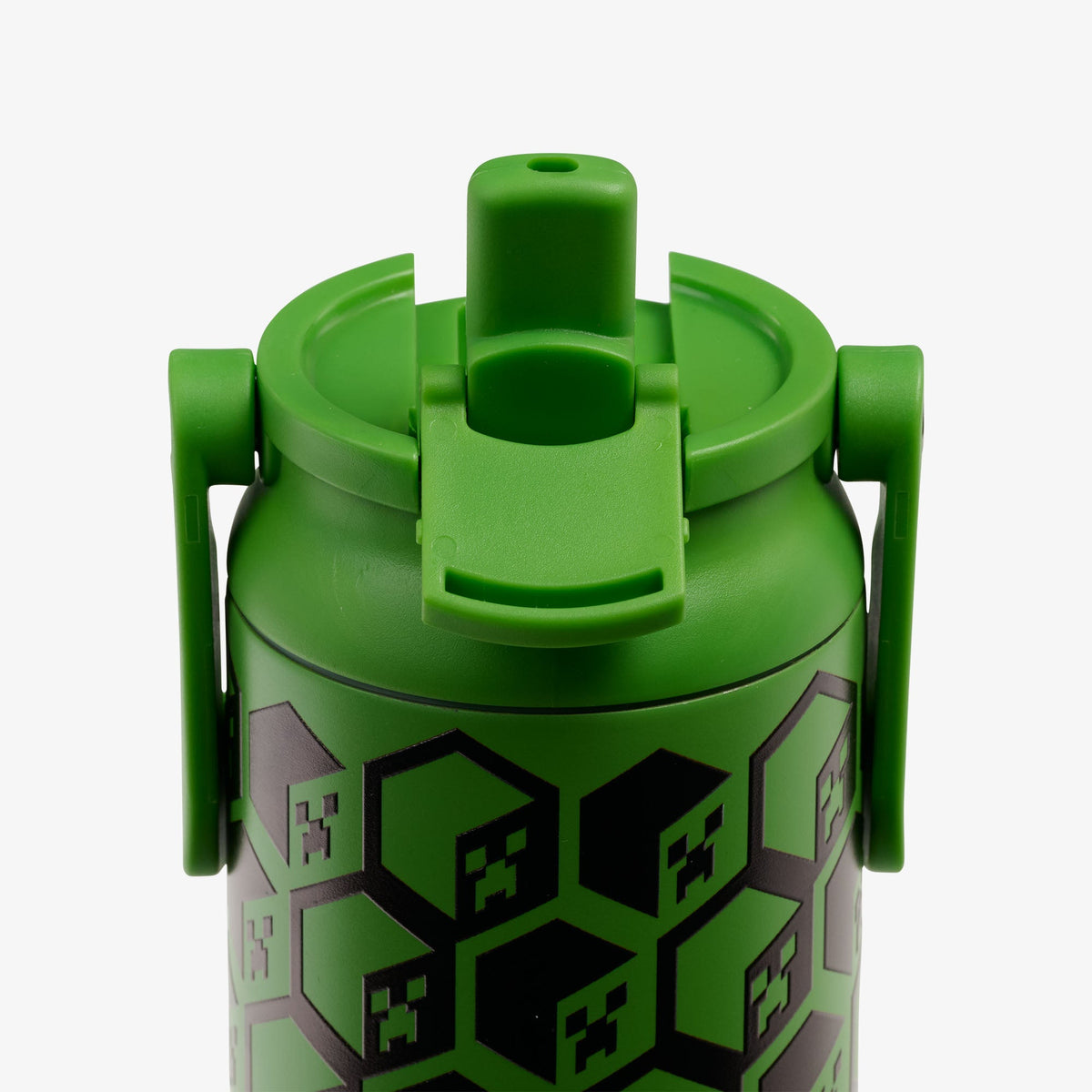 minecraft-creeper-glow-in-the-dark-20-oz-bottle-d9 00071605-L2.jpg